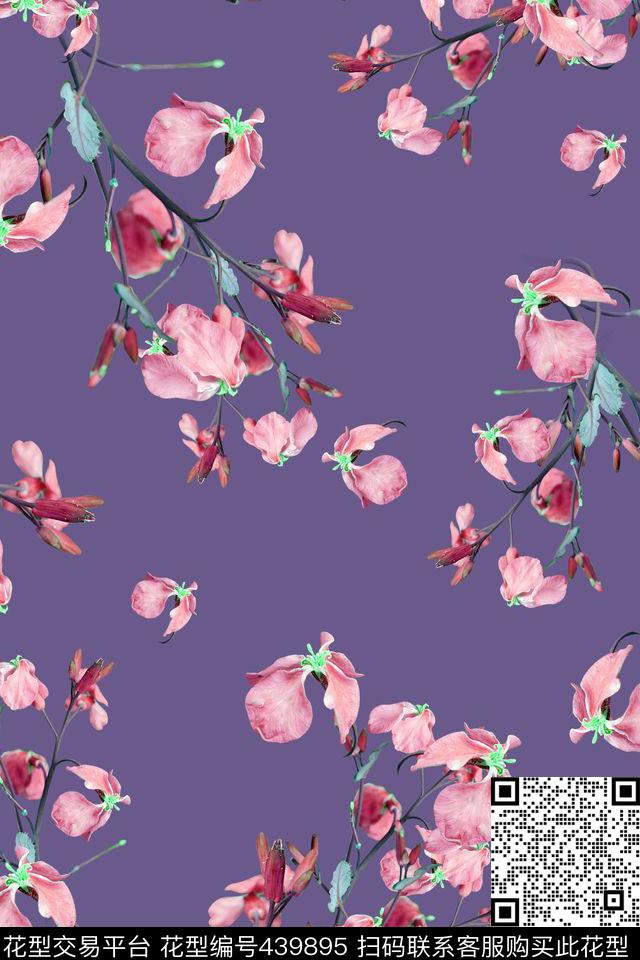 紫色原创小花 - 439895 - 均匀排列 冷调花朵 原创摄影小花 - 数码印花花型 － 女装花型设计 － 瓦栏