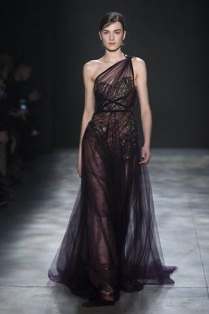 13_Marchesa_original_mhs_ny_aw17_038.jpg