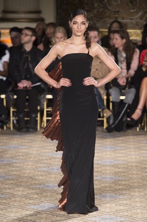 26_Christian_Siriano_original_sno_ny_aw17_051.jpg