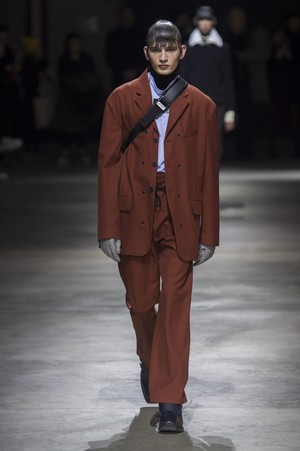 37_Kenzo_original_knz_prs_aw17_111.jpg