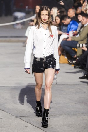 12_Tommy_Hilfiger_original_hfg_ss17_028.jpg