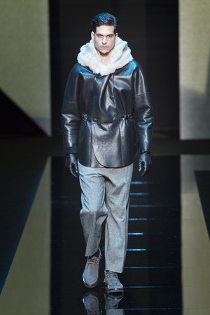 75_Giorgio_Armani_original_arm_mln_aw17_226.jpg