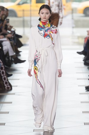 05_Tory_Burch_original_tbr_ny_aw17_014.jpg