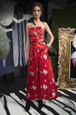 04_Alice_+_Olivia_original_aov_ny_aw17_007.jpg