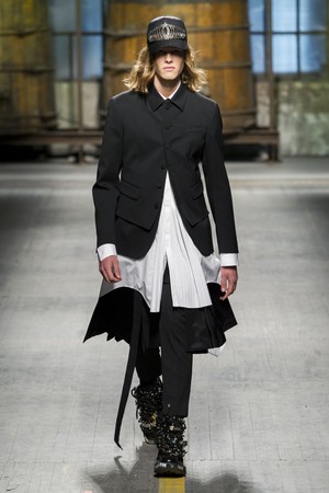 54_DSquared2_original_dsq_mln_aw17_162.jpg