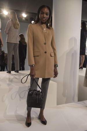 14_Brooks_Brothers_original_brob_ny_aw17_027.jpg