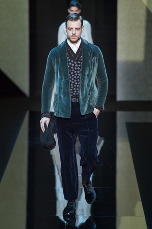 30_Giorgio_Armani_original_arm_mln_aw17_090.jpg