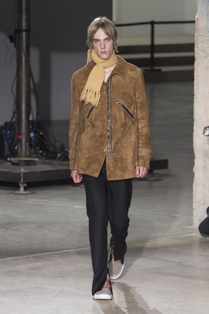 20_Lanvin_original_lvn_prs_aw17_058.jpg