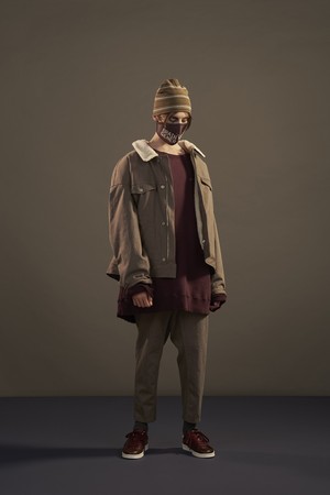 37_Undercover_original_und_aw17_037.jpg