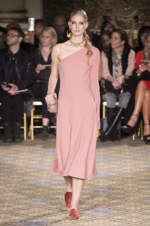 06_Christian_Siriano_original_sno_ny_aw17_011.jpg