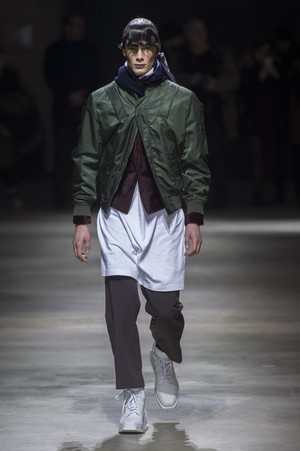 30_Kenzo_original_knz_prs_aw17_089.jpg