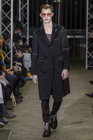 24_Icosae_original_ico_prs_aw17_048.jpg