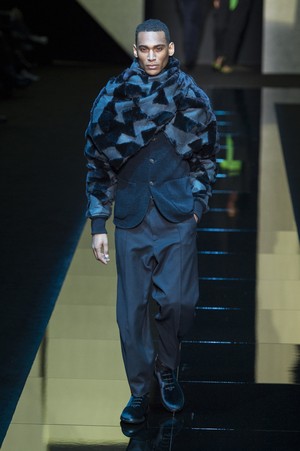 63_Giorgio_Armani_original_arm_mln_aw17_189.jpg