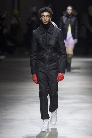 05_Kenzo_original_knz_prs_aw17_014.jpg