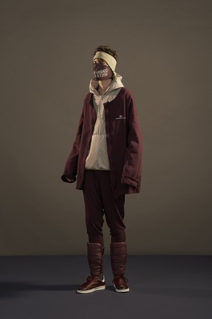 35_Undercover_original_und_aw17_035.jpg