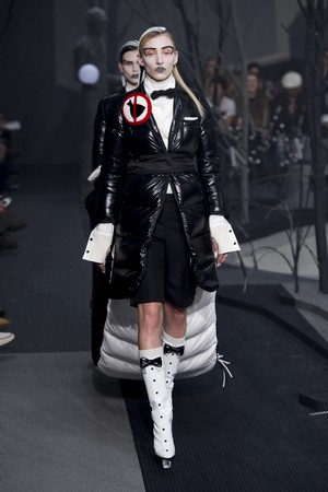 49_Thom_Browne_original_tbw_ny_aw17_150.jpg
