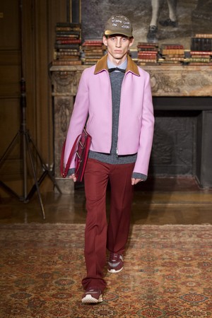 21_Valentino_original_val_prs_aw17_061.jpg