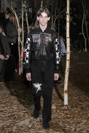 32_Off-White_original_offw_aw17_063.jpg