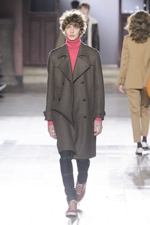 07_Paul_Smith_original_smi_prs_aw17_020.jpg