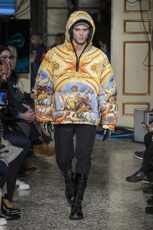 62_Moschino_original_mos_mln_aw17_186.jpg
