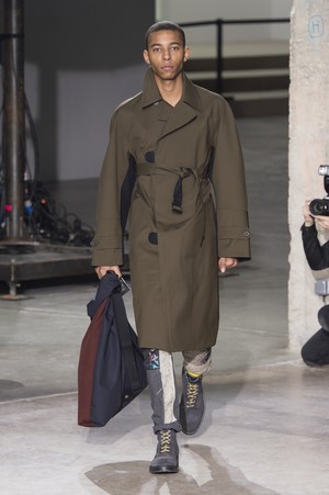 12_Lanvin_original_lvn_prs_aw17_034.jpg