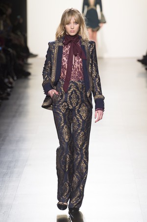 22_Tadashi_Shoji_original_tds_ny_aw17_044.jpg