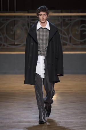 02_Wooyoungmi_original_wym_aw17_004.jpg