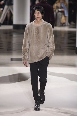 08_Hermès_original_her_aw17_022.jpg