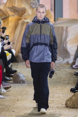 02_Lacoste_original_lct_ny_aw17_005.jpg