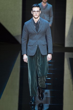 20_Giorgio_Armani_original_arm_mln_aw17_060.jpg