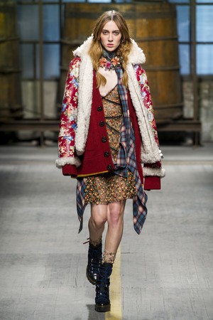 26_DSquared2_original_dsq_mln_aw17_078.jpg