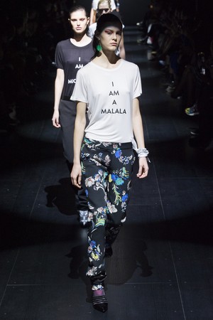 59_Prabal_Gurung_original_pgg_ny_aw17_133.jpg