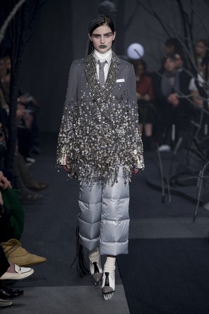 15_Thom_Browne_original_tbw_ny_aw17_044.jpg