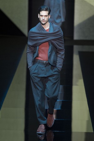 08_Giorgio_Armani_original_arm_mln_aw17_024.jpg