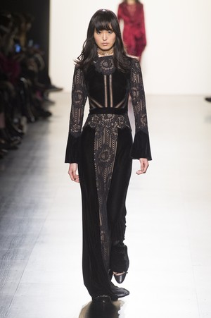 10_Tadashi_Shoji_original_tds_ny_aw17_020.jpg
