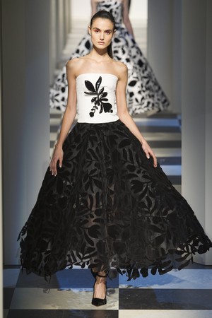 33_Oscar_de_la_Renta_original_osc_ny_aw17_097.jpg