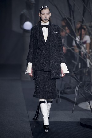 40_Thom_Browne_original_tbw_ny_aw17_119.jpg