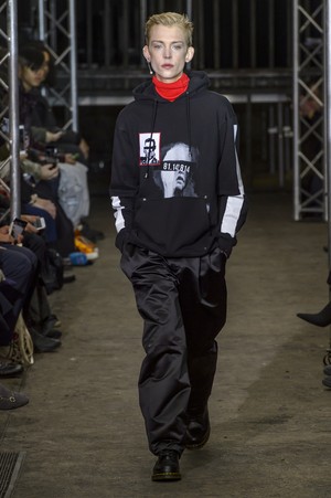 08_Icosae_original_ico_prs_aw17_016.jpg