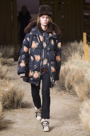 32_Coach_original_coa_ny_aw17_064.jpg