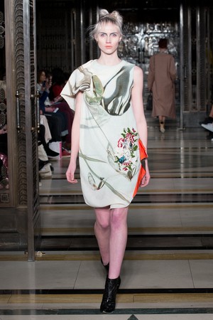 11_N&S_Gaia_original_nsg_ldn_aw17_011.jpg