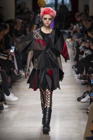 15_Junya_Watanabe_original_wat_aw17_044.jpg