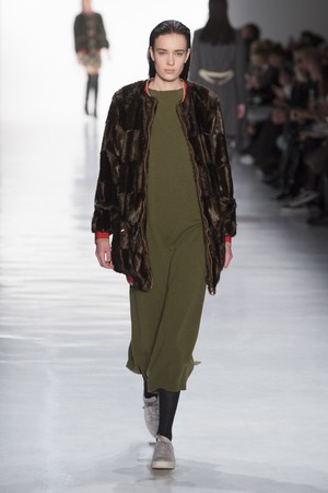 33_Marcel_Ostertag_original_osg_ny_aw17_065.jpg