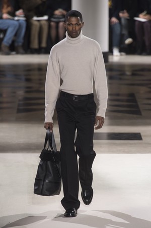03_Hermès_original_her_aw17_007.jpg