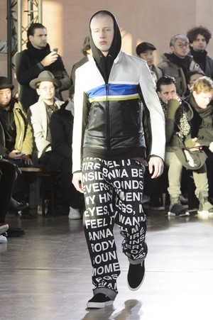 14_Junya_Watanabe_original_wat_aw17_040.jpg