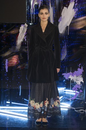 06_Yuna_Yang_original_yuna_ny_aw17_11.jpg