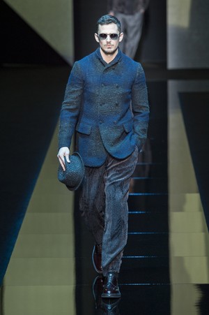 11_Giorgio_Armani_original_arm_mln_aw17_033.jpg