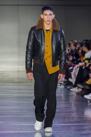 04_Ami_Alexandre_Mattiussi_original_ami_aw17_007.jpg