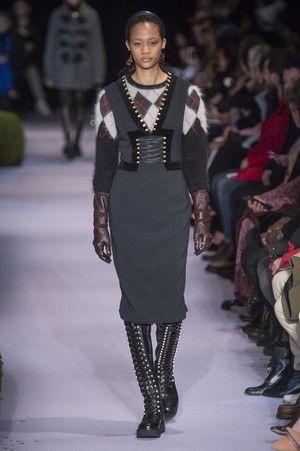 04_Altuzarra_original_alz_ny_aw17_011.jpg