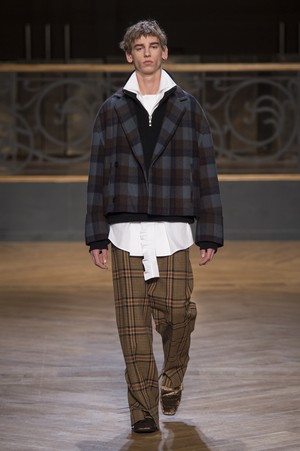09_Wooyoungmi_original_wym_aw17_018.jpg