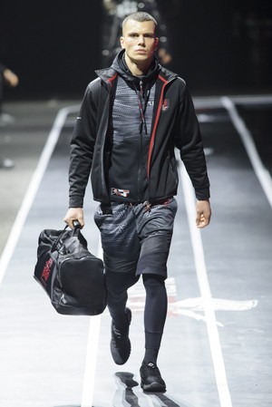 05_Plein_Sport_original_ppls_mln_aw17_012.jpg